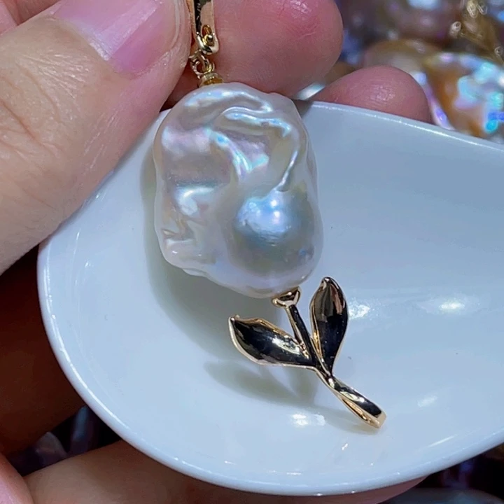 颈饰未镶嵌淡水珍珠