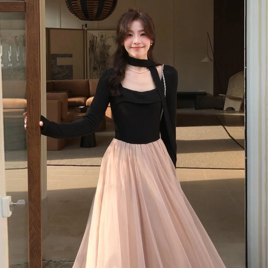 法式长袖拼接连衣裙子女2025早秋季新款富家千金特别漂亮掐腰长裙