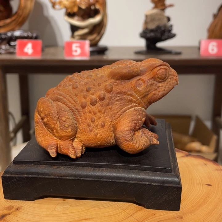 一***️柏木（崖柏）金蟾摆件