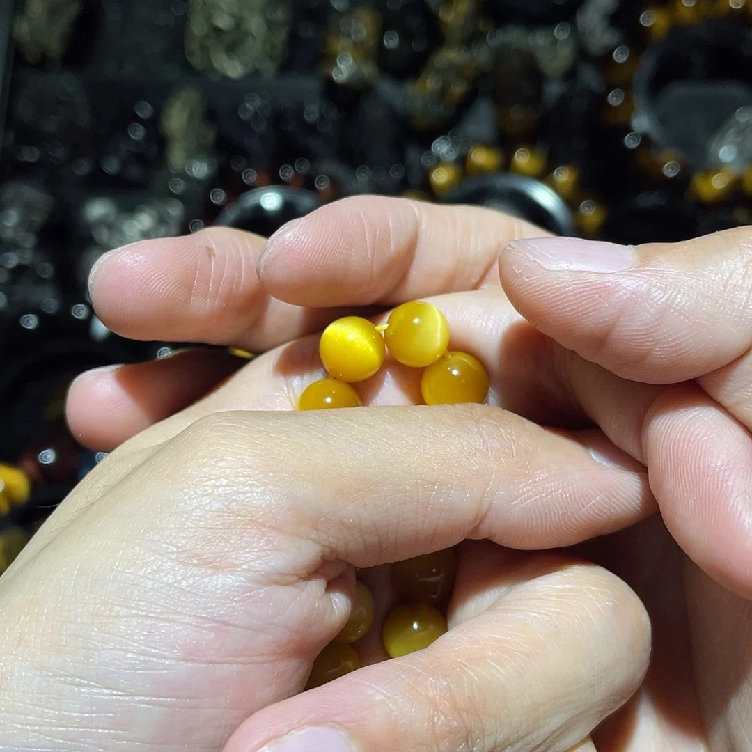 唐***亲木变石手链未镶嵌