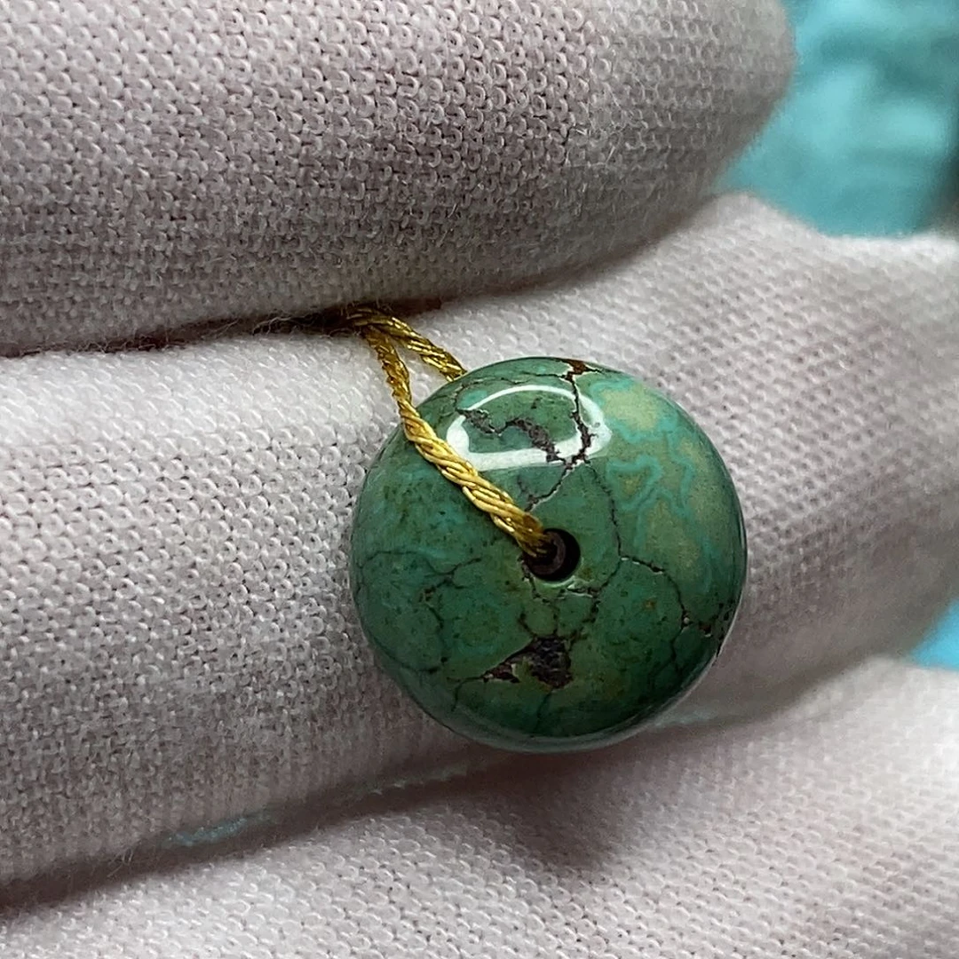 绿松石未镶嵌天然原矿 带武汉地大证书