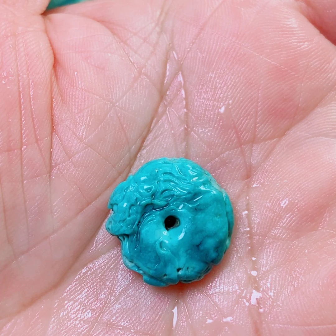 绿松石未镶嵌挂件