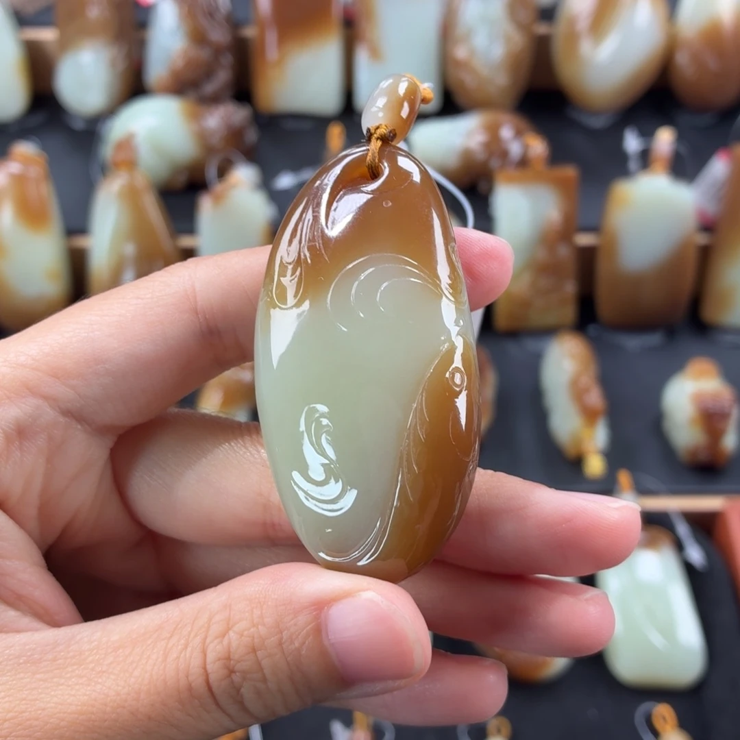 颈饰未镶嵌和田玉