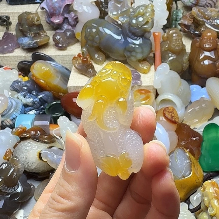 玛瑙/玉髓未镶嵌饰品