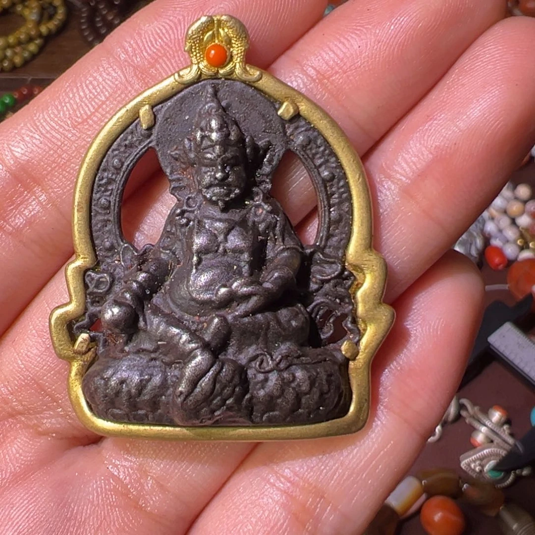 大果紫檀（缅甸花梨）人***?