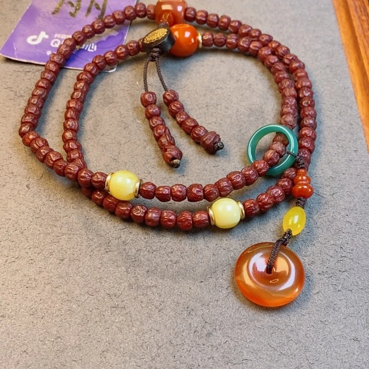 柏香籽/百香籽吊坠王****?柏香籽