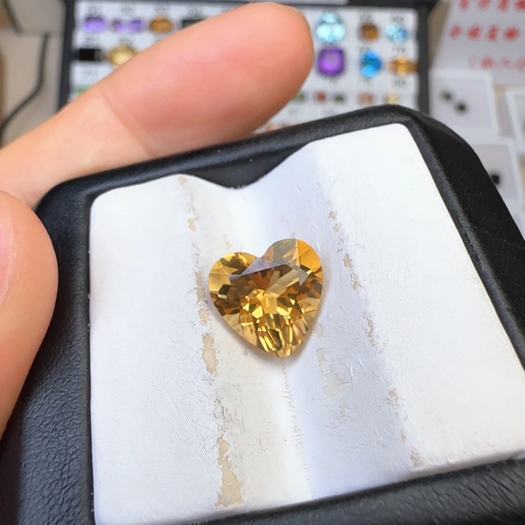珠宝半成品黄晶未镶嵌爱心10mm