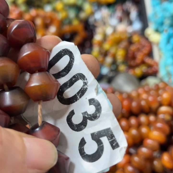 玛瑙/玉髓颈饰未镶嵌煦**.