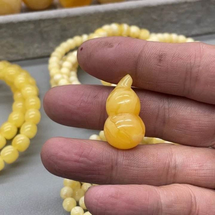 琥珀未镶嵌裸石葫芦