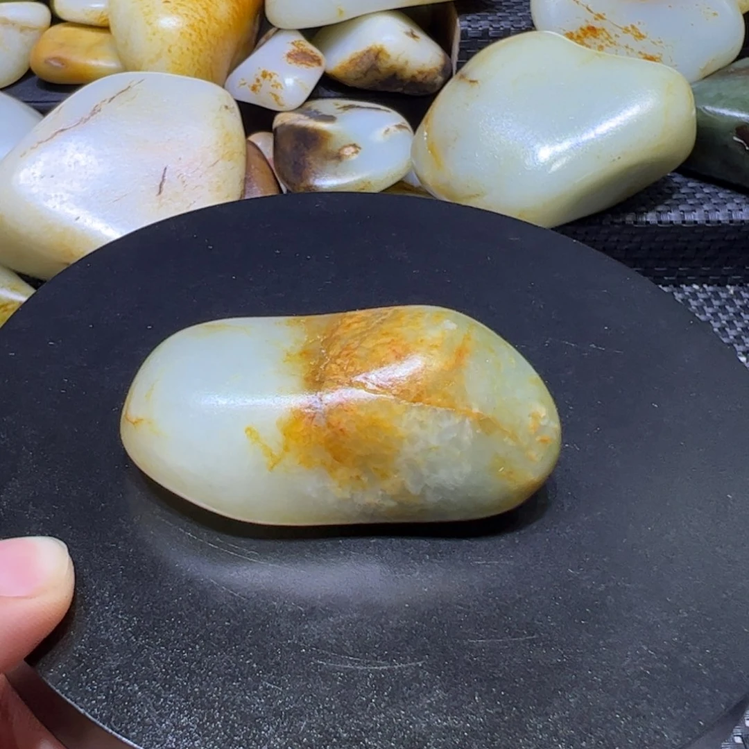 和田玉（子料）未镶嵌颈饰67克