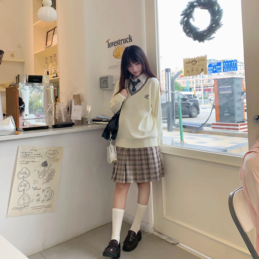 lulu秋冬温柔格裙暖暖jk制服校供感百褶裙甜美百搭浅咖小格半身裙