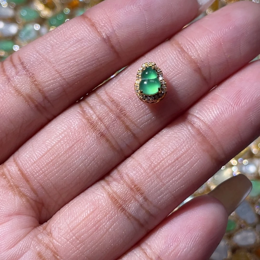 吊坠(不含链)18K金镶嵌翡翠