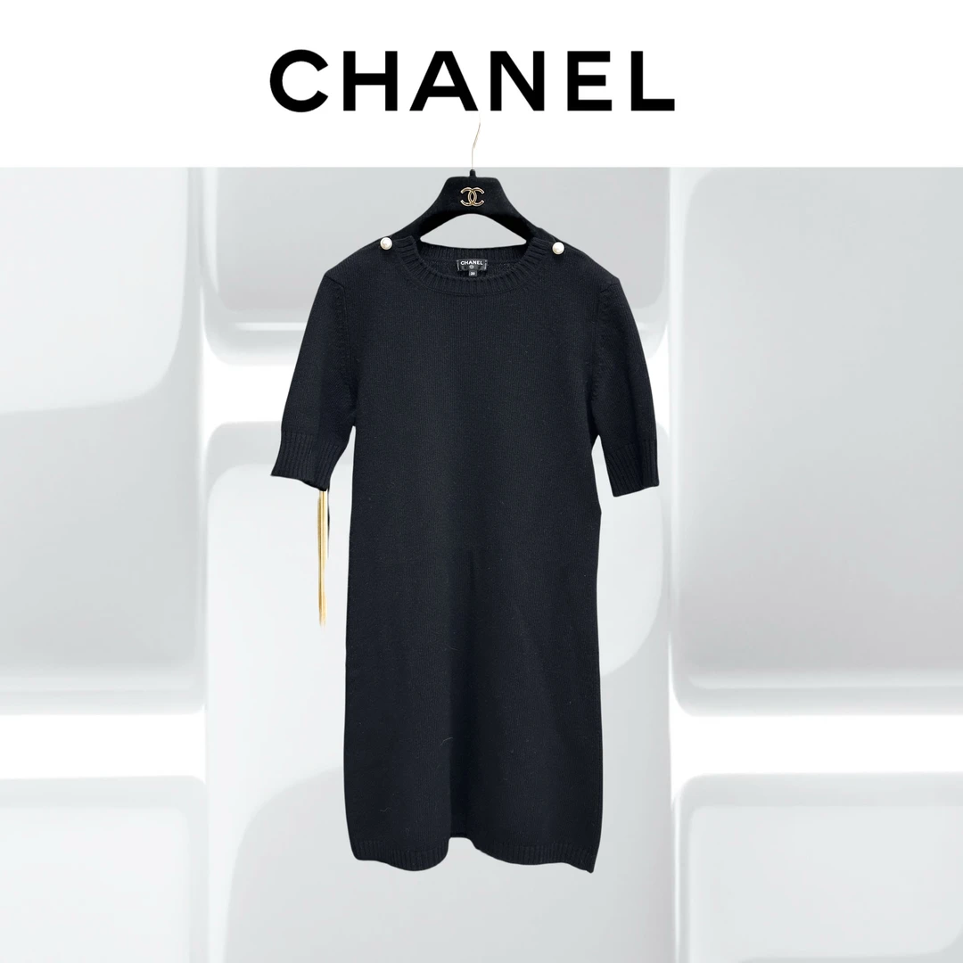 99新 Chanel/香奈儿  38码 黑色 珍珠 短袖 针织 连衣裙