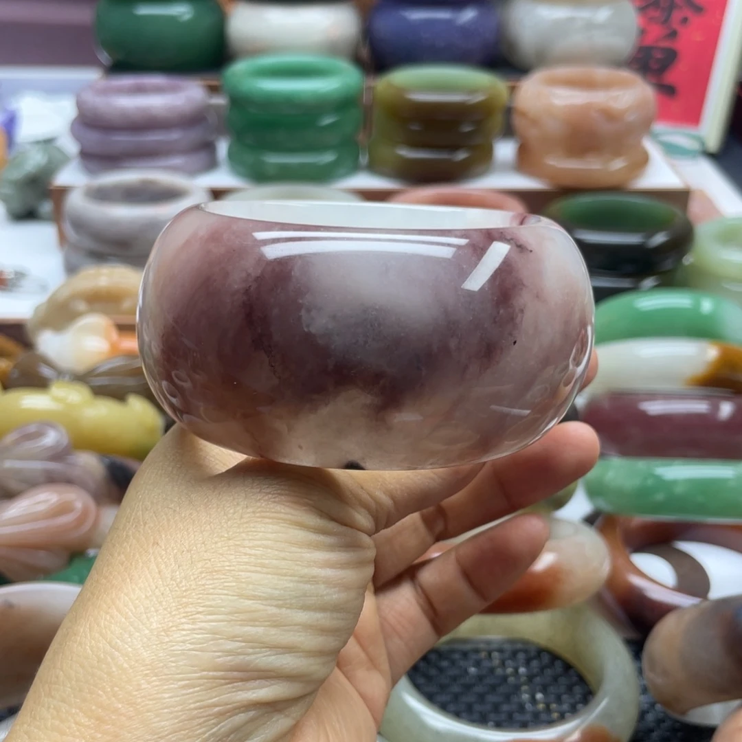 康***馨石英岩玉未镶嵌手镯