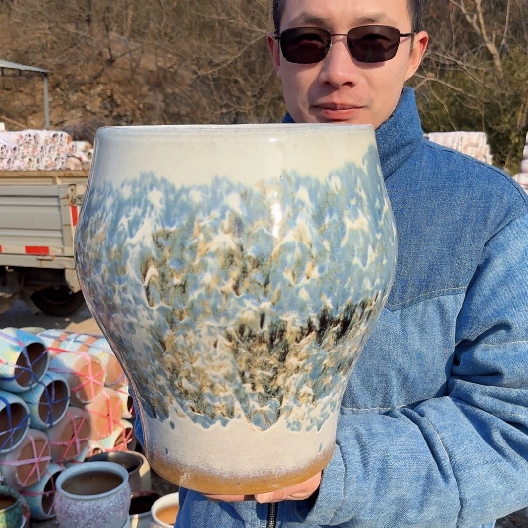 紫砂摆件口25高31（一个胡巴水墨画白色