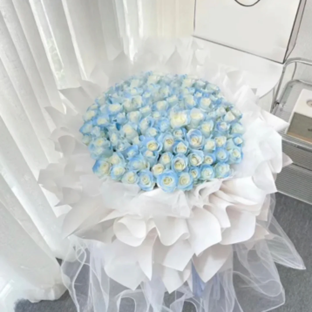 暗里着迷-99朵碎冰蓝生日礼物送女友送男友送朋友花店鲜花配送
