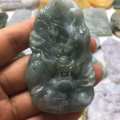 颈饰未镶嵌翡翠挂件吊坠