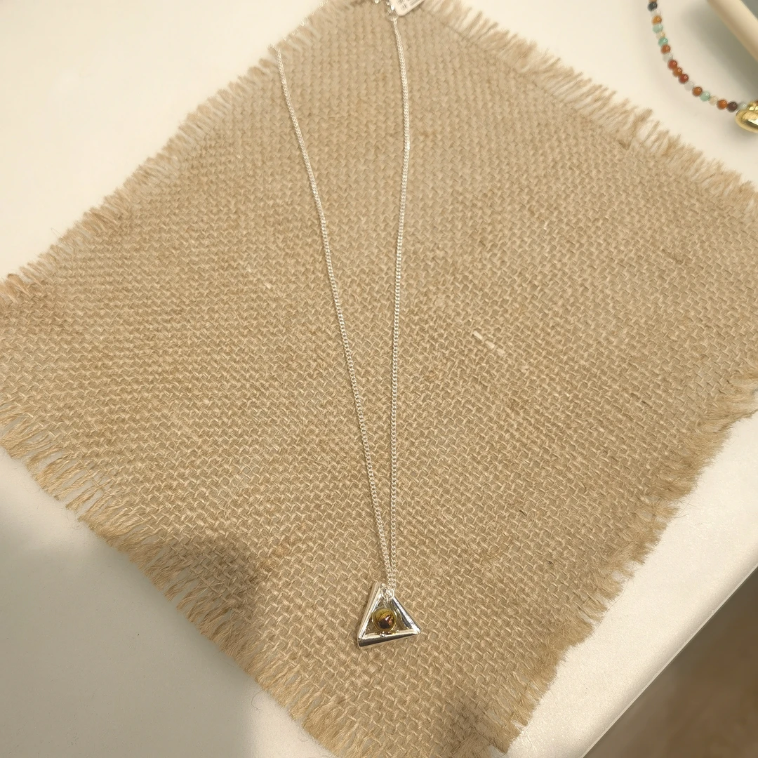 F088银色几何设计款项链