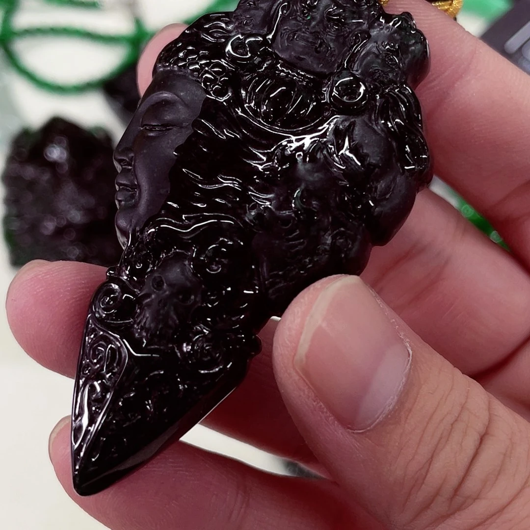 翡翠未镶嵌颈饰先鉴后发一物一证