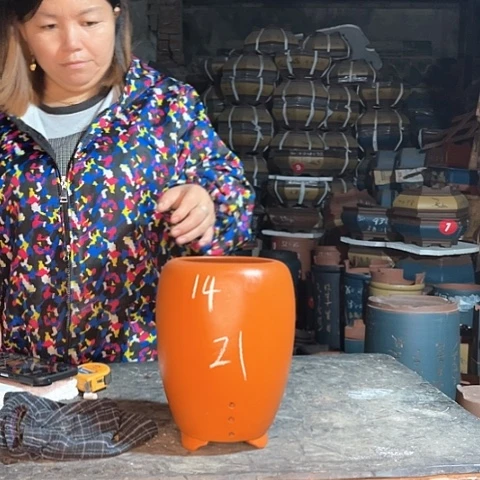 紫砂花盆紫砂花盆一个