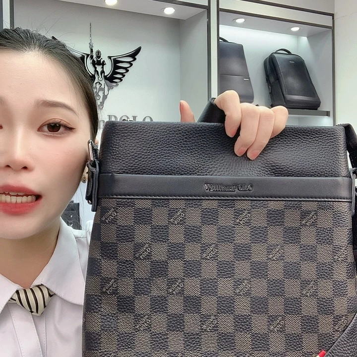 锦纶牛皮（革）男士真皮包包