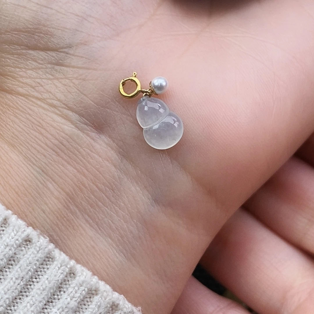 翡翠颈饰18K金镶嵌祖****朵葫芦