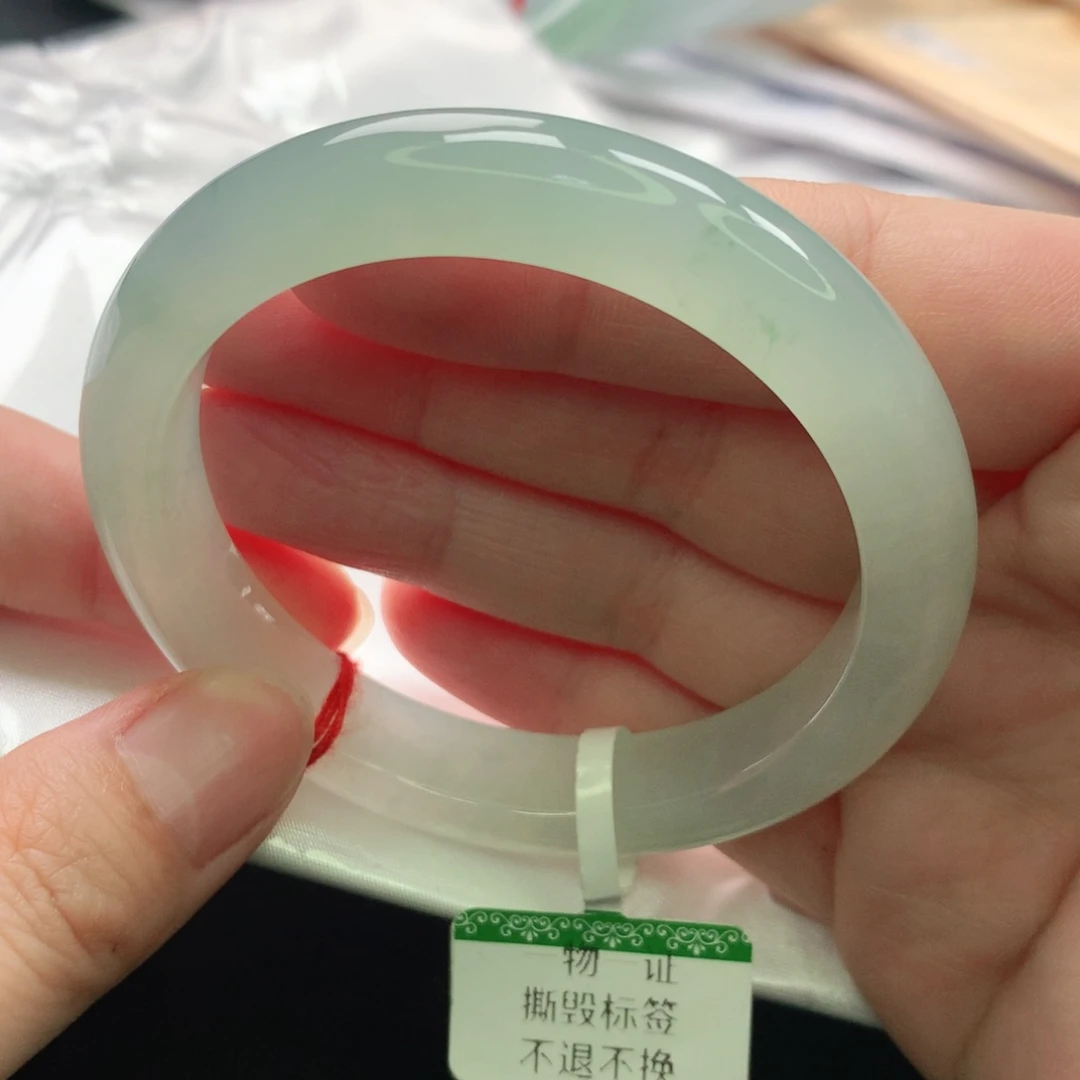 翡翠手镯未镶嵌5253圈