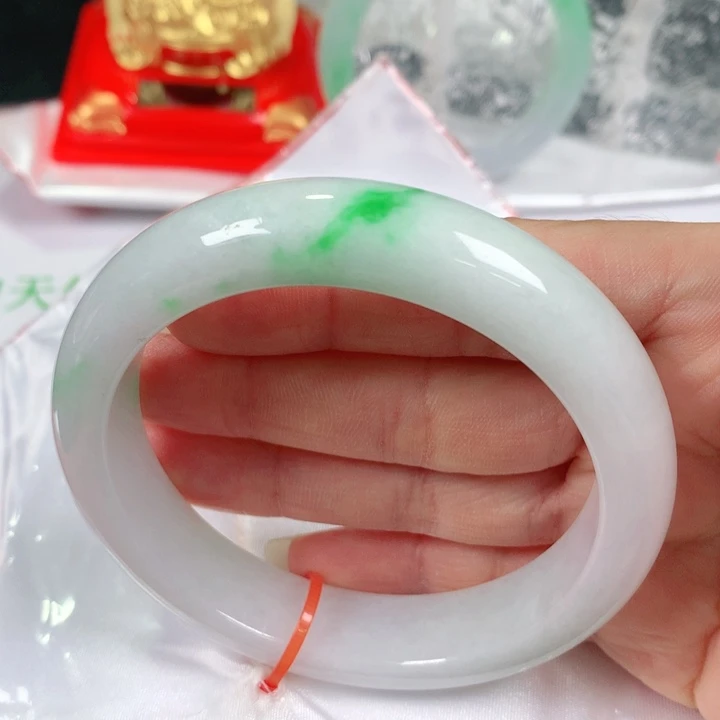 未镶嵌手镯翡翠   编号0235 正圈60+ 福利镯