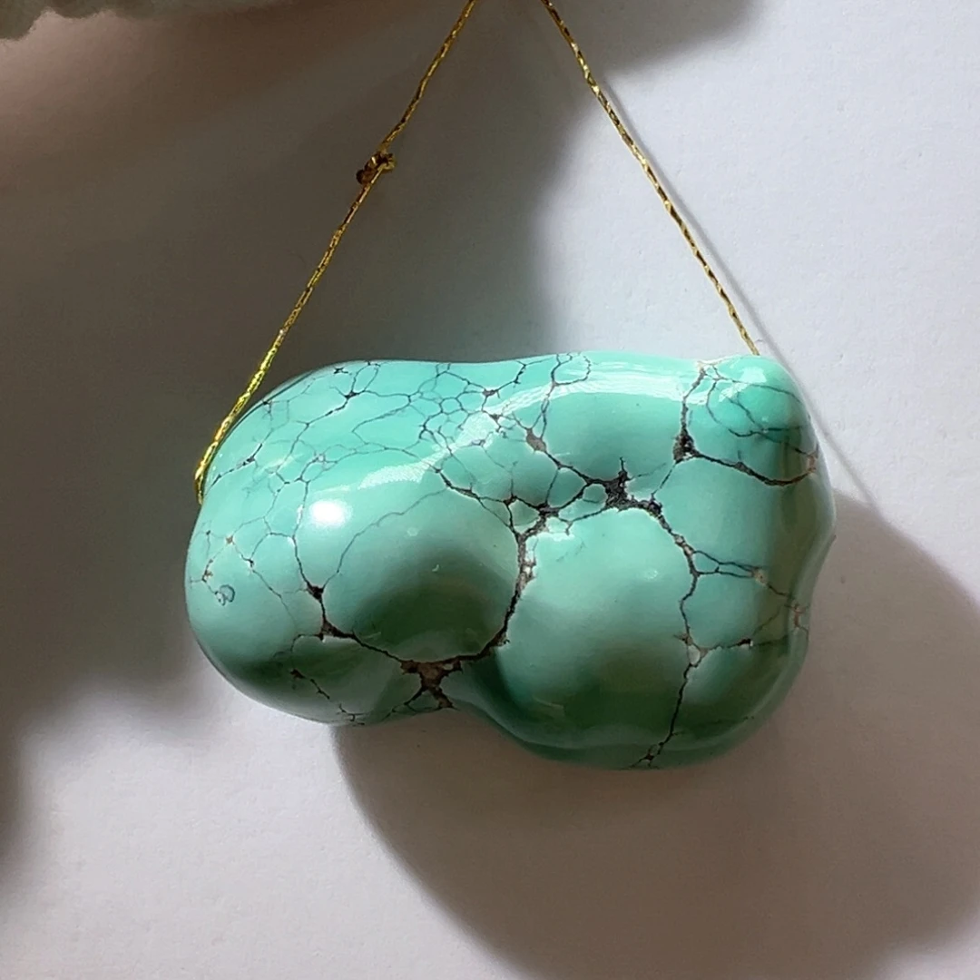 绿松石未镶嵌挂件