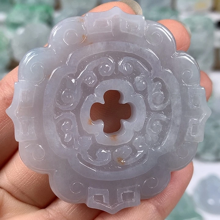 翡翠未镶嵌颈饰仿古牌两面工艺福利
