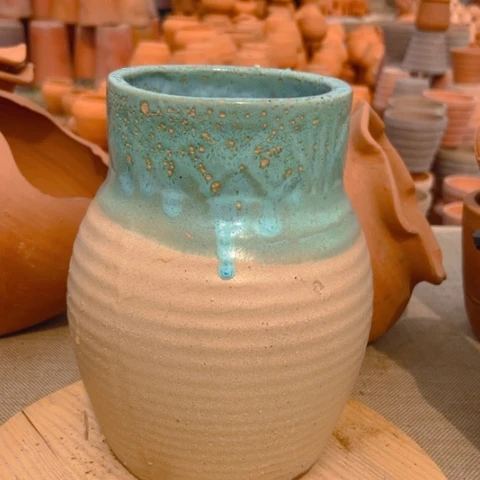 红陶口14高23上釉