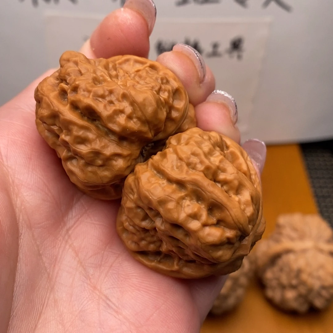 文玩核桃把件边35左右