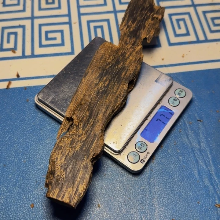 木感***顺手工艺雕塑根雕木方板材77克