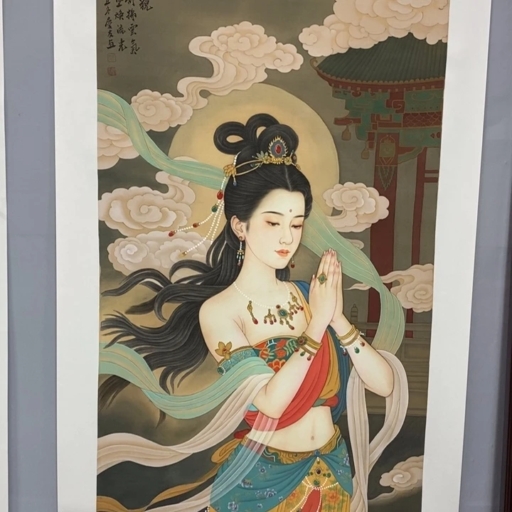 手绘作品等多种形式进行