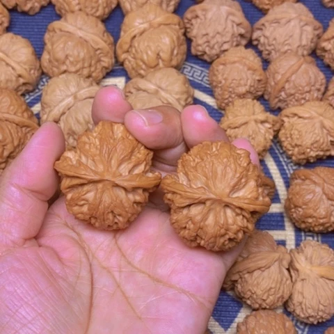【闪购商品】文玩核桃吊坠天*辰苹果43