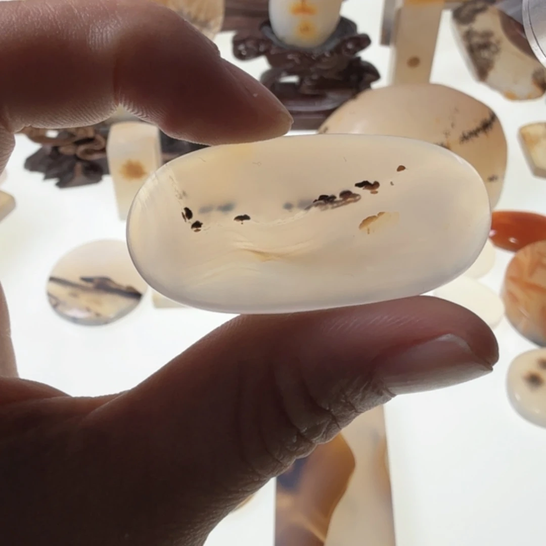 玛瑙/玉髓未镶嵌珠宝半成品