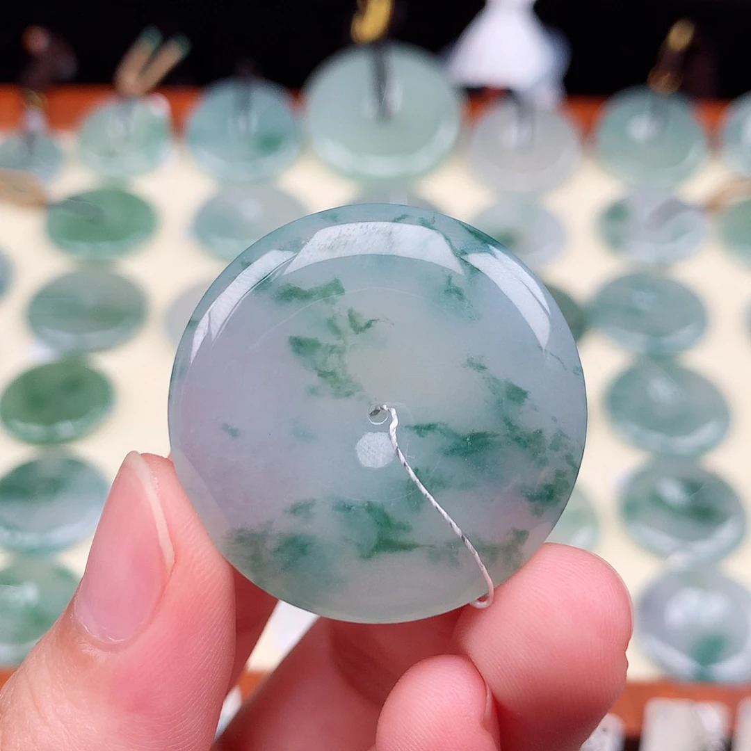 翡翠挂件未镶嵌34.1-5.7