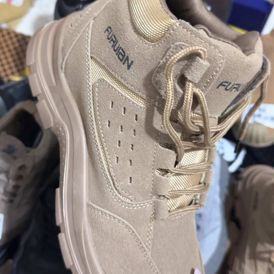 43码高帮卡其马丁靴高货