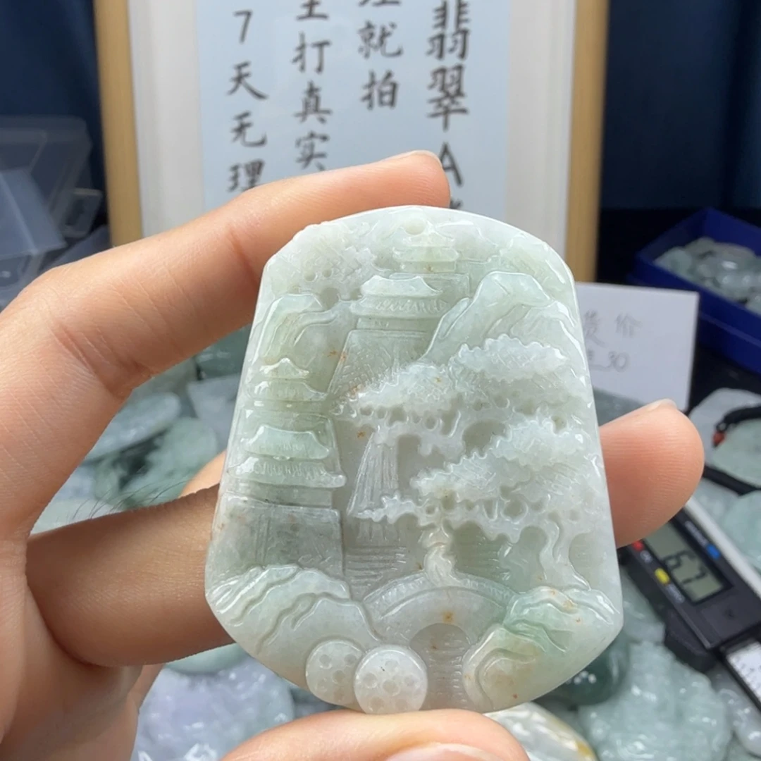 翡翠未镶嵌颈饰翡翠