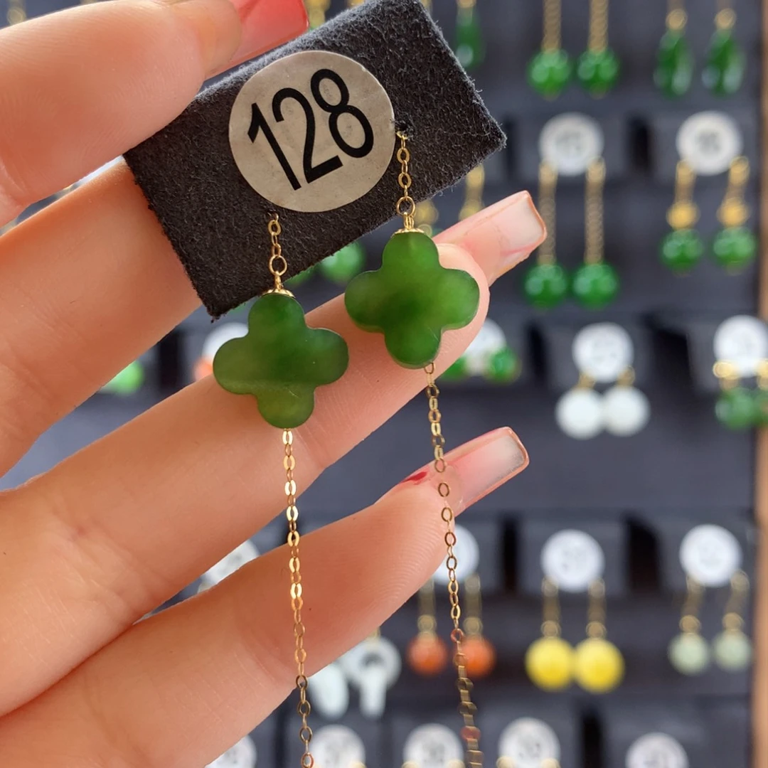 和田玉耳饰18K金镶嵌