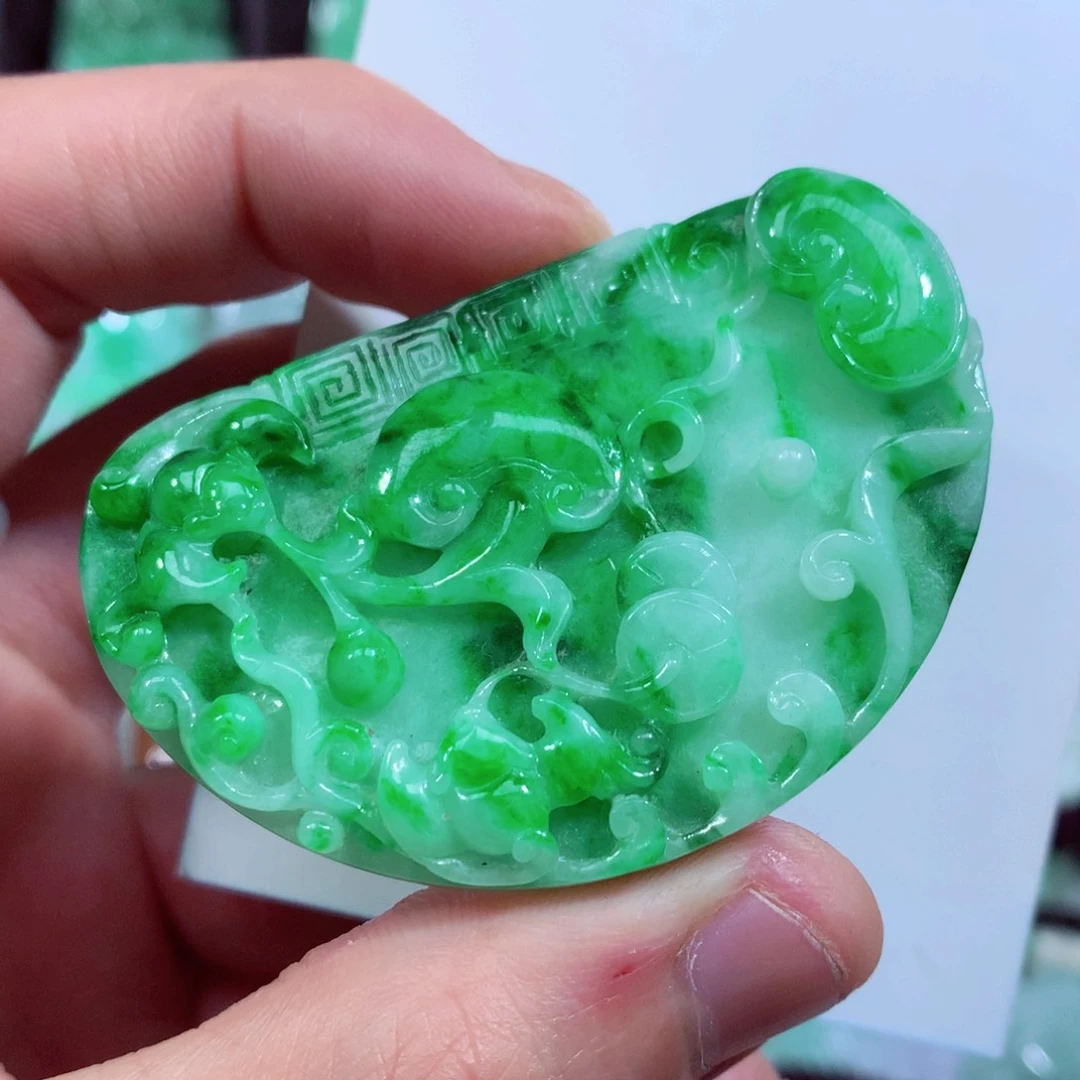 翡翠颈饰未镶嵌缅甸翡翠