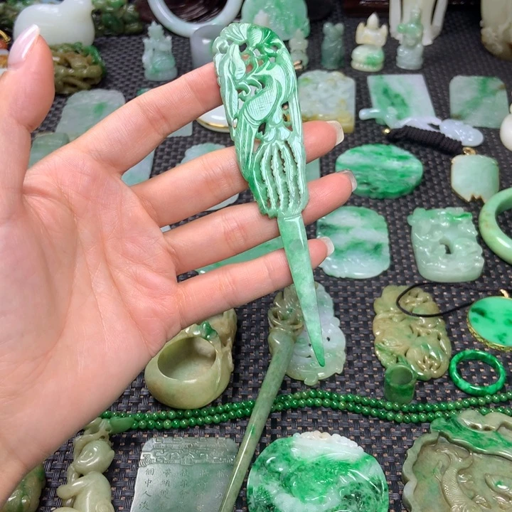 美***人翡翠挂件未镶嵌清