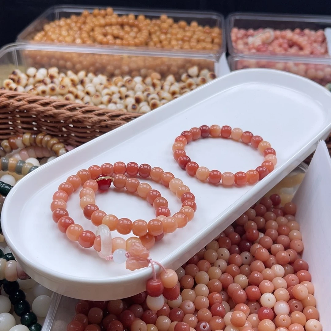 白玉菩提吊坠q9mm/100+50颗小酒桶