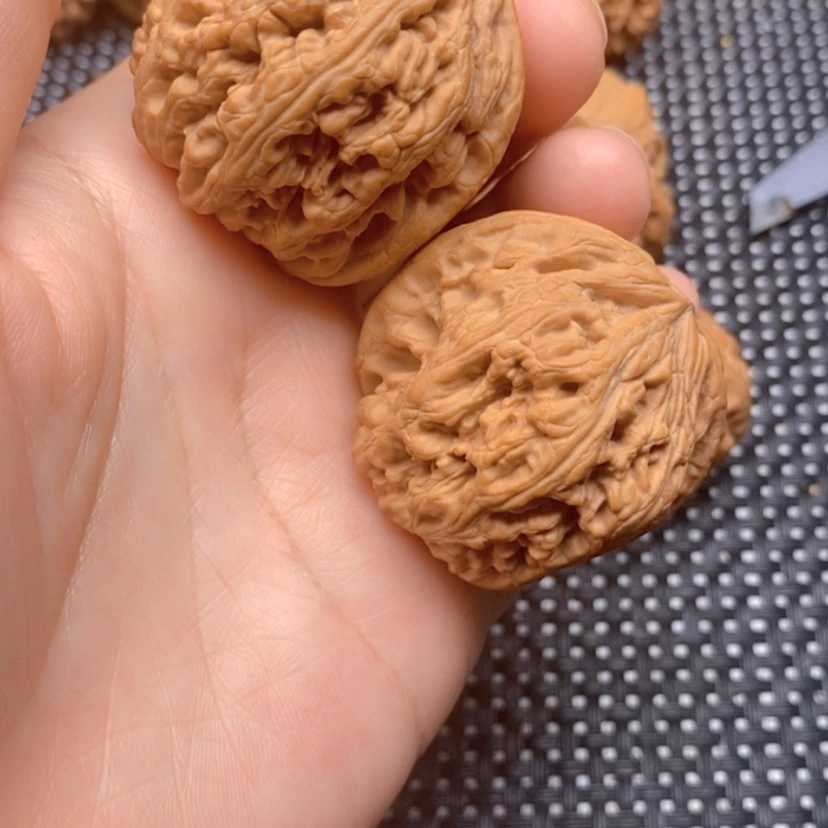 【闪购商品】文玩核桃吊坠核桃