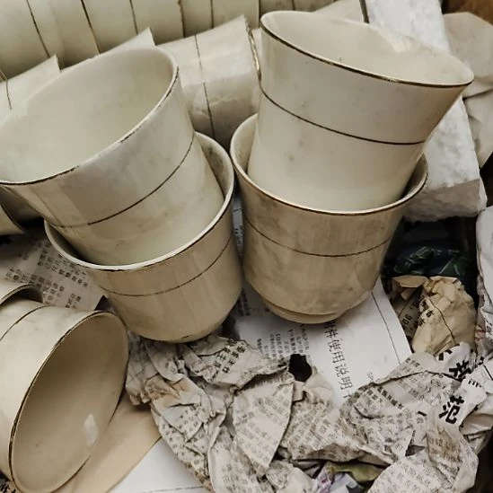 瓷片瓷器摆件,瓷片,沙锅,均有点瑕疵。