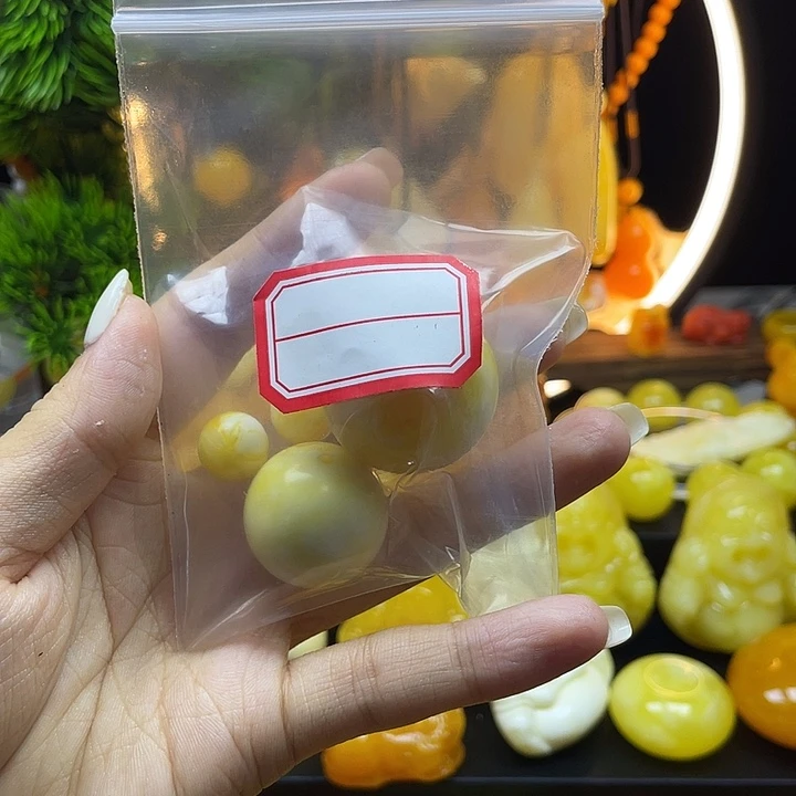 ****9非金属瓷白单珠项链
