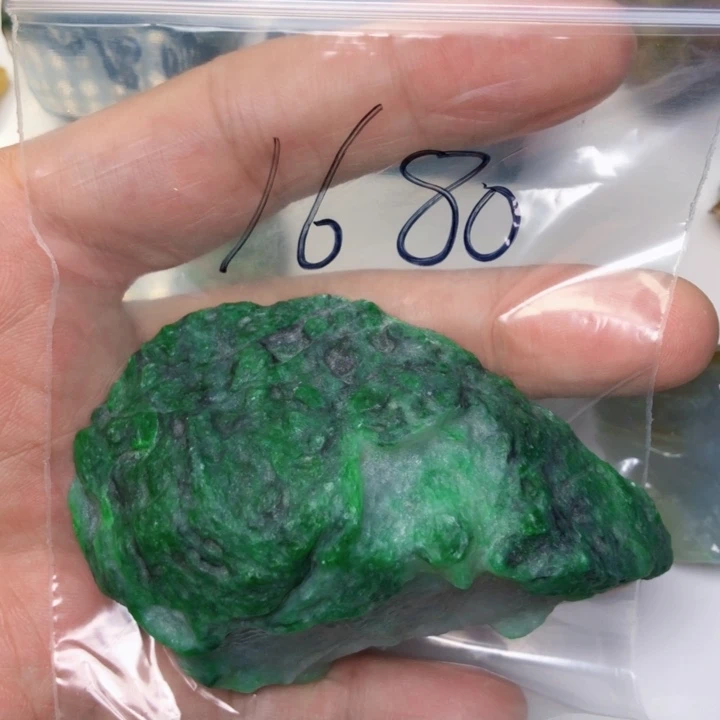 文***生颈饰未镶嵌翡翠缅甸天然翡翠吊坠牌子珠子平安扣