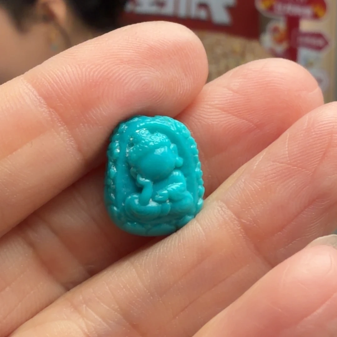 绿松石未镶嵌颈饰