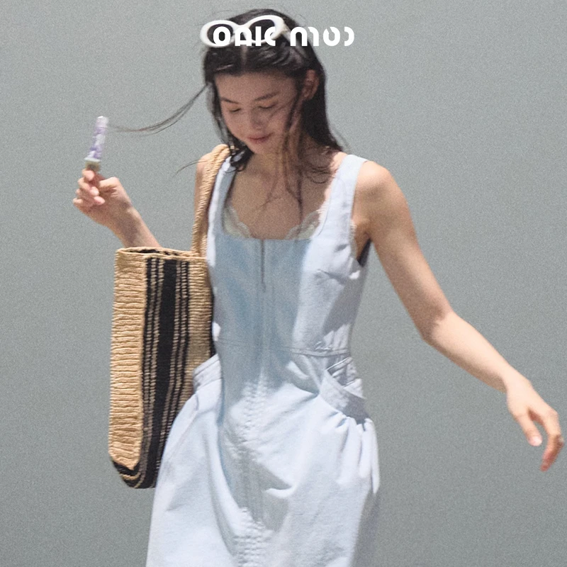 OAKMOO/"清澈的蓝天"仿牛仔撞色长裙白色背带时尚显瘦连衣裙裙子