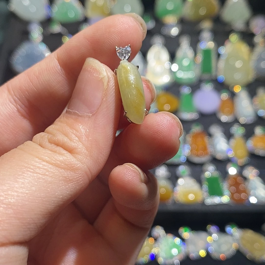 颈饰银S925镶嵌翡翠天然翡翠